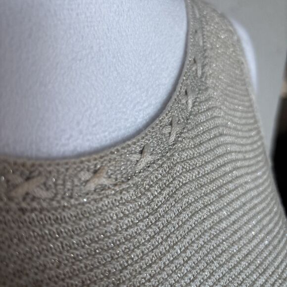 NWT White House Black Market Gold Dress Shimmer Metallic  Size M (MSRP $68) - Picture 10 of 11